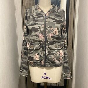 Camouflage bomber jacket